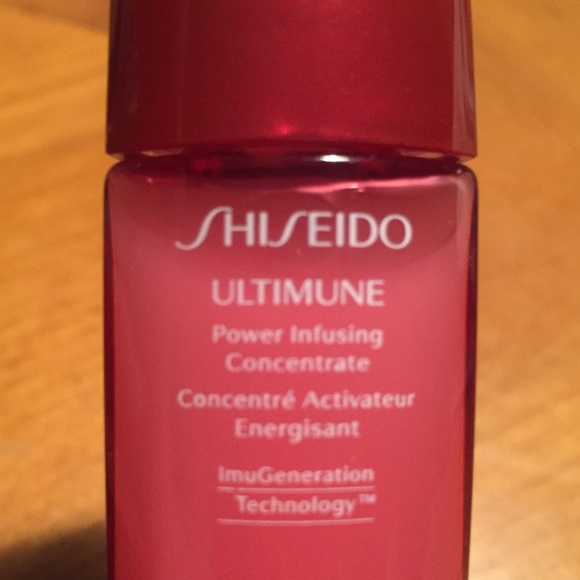 Shiseido Ultimune Power Infusing Serum Concentrate - Picture 4 of 10